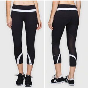 Lululemon Run: Inspire Crop II leggings Size 6 Black Grey Inseam: 21